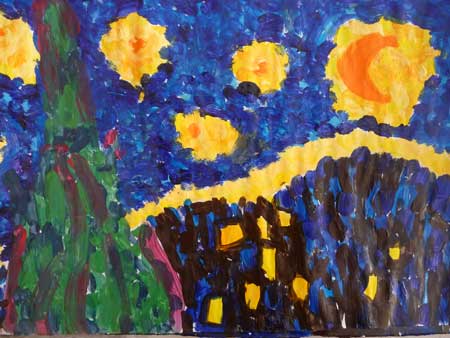 tableau à la gouache fait par un enfant de maternelle ressemblant à nuit étoilée de Van-Gogh