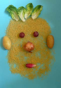 portrait avec des pâtes et des légumes à la manière d'Arcimboldo