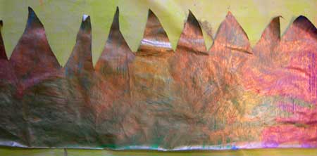 couronne à plat avec de la peinture métallisée