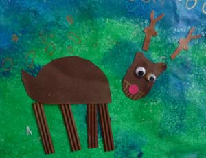 renne de Noël avec carton ondulé et du tissu