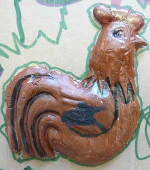 poule en plâtre peinte et décorée